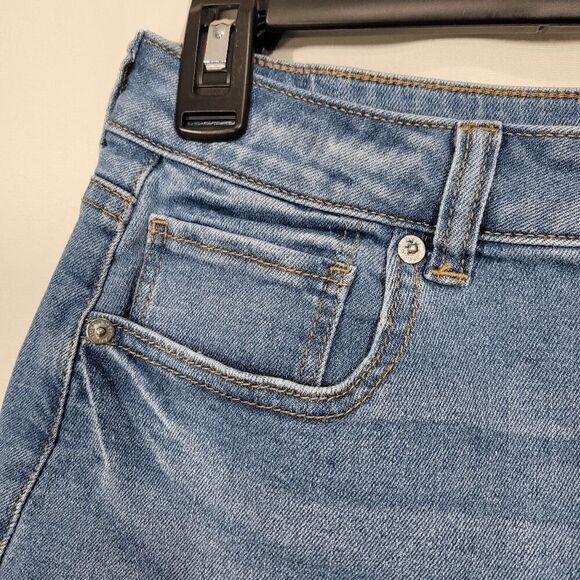American Eagle Mom High-waisted Denim Jean Shorts Cuffed Stretch Size 6 - Picture 7 of 8